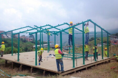 Woodpecker SAS -  Sistema alternativo de construcción